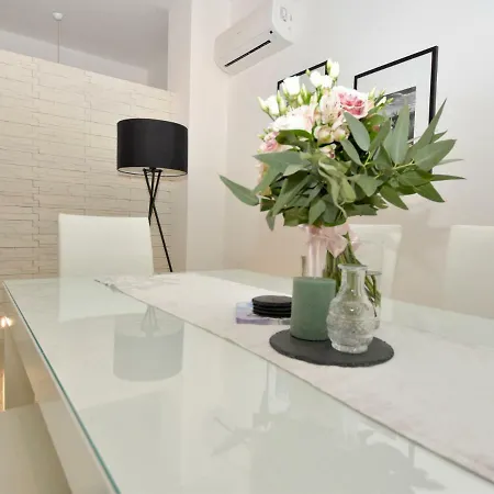Luce Apartment